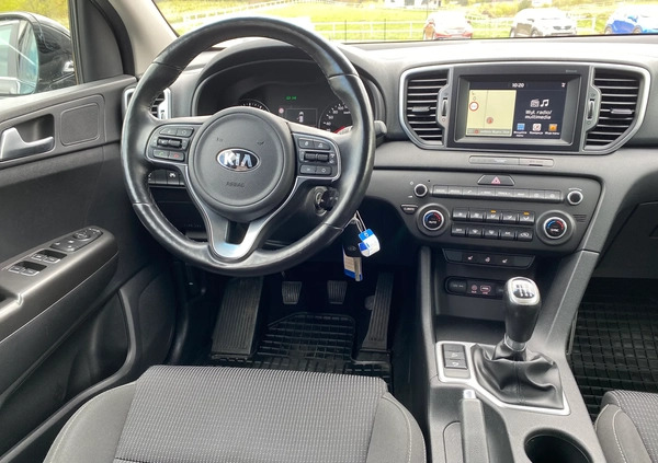 Kia Sportage cena 67900 przebieg: 186000, rok produkcji 2018 z Krzanowice małe 154